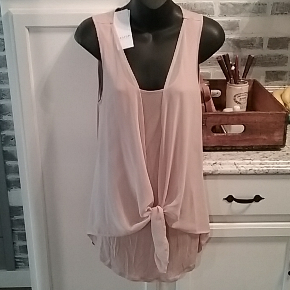 DESIGN HISTORY top size M